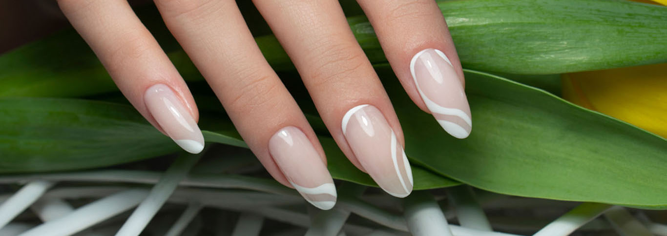 Protez Tırnak • Manikür • Jel Tırnak